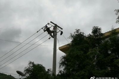 略陽電力：加快線路改造 力?？蛻羰嫘挠秒? title=