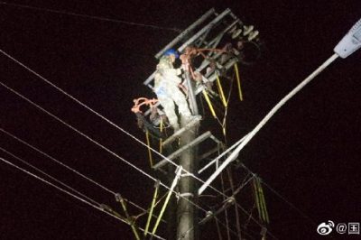110千伏響水巖變電站開展零點(diǎn)搶修作業(yè)，恢復(fù)三條線路安全穩(wěn)定供電