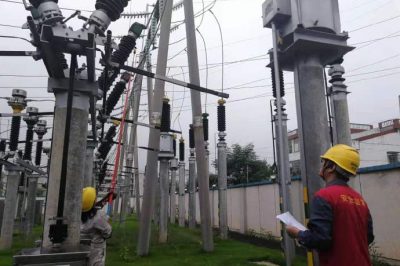 變電運維完成主變停送電倒閘操作，完成變電站一鍵順控安裝工作