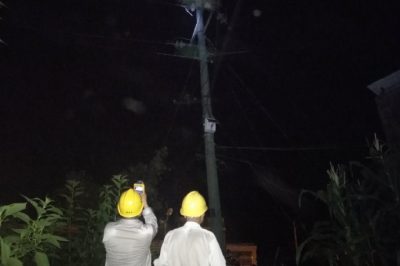 10千伏肖高線真空斷路器、隔離開關(guān)、重過(guò)載配變及引線各連接觸頭等易發(fā)熱部位進(jìn)行仔細(xì)排查