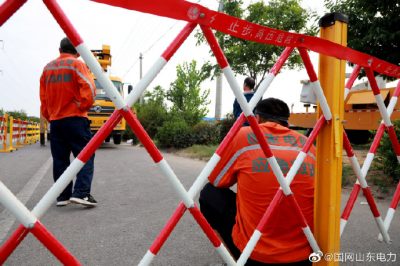 10千伏大戶線、10千伏南環(huán)線開展直線改耐張并加裝開關(guān)作業(yè)