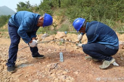 清洋鎮(zhèn)10千伏包家溝2臺區(qū)新立電桿17基及變壓器一臺，架設(shè)線路1.4公里