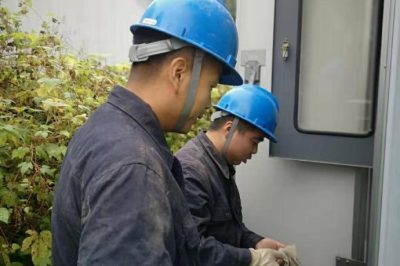 鄠邑區(qū)供電公司排除各類故障  力?？蛻艄╇? title=
