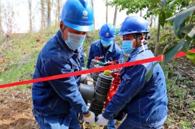 柳河鎮(zhèn)境內(nèi)供電半徑較長的10千伏線路進(jìn)行集中檢修