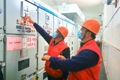 你安心答題，我保電護(hù)航