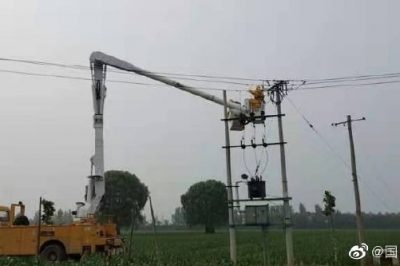 帶電作業(yè)本領強，客戶用電有保障
