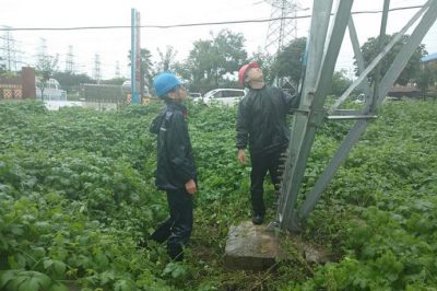 330千伏輸電線(xiàn)路運(yùn)維人員制定防汛處置預(yù)案