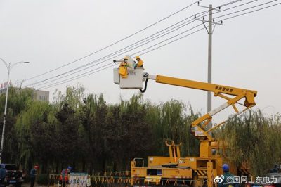 對(duì)線(xiàn)路進(jìn)行帶電巡檢消缺