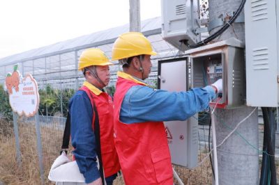 宣傳電力設施保護，講解安全用電知識