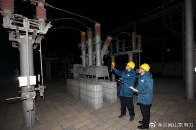 對轄區(qū)重要變電站及線路進(jìn)行夜間特巡