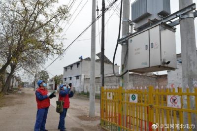 對宋曹鎮(zhèn)西崗汪村的線路、配變等進行紅外測溫和“拉網(wǎng)式”排查